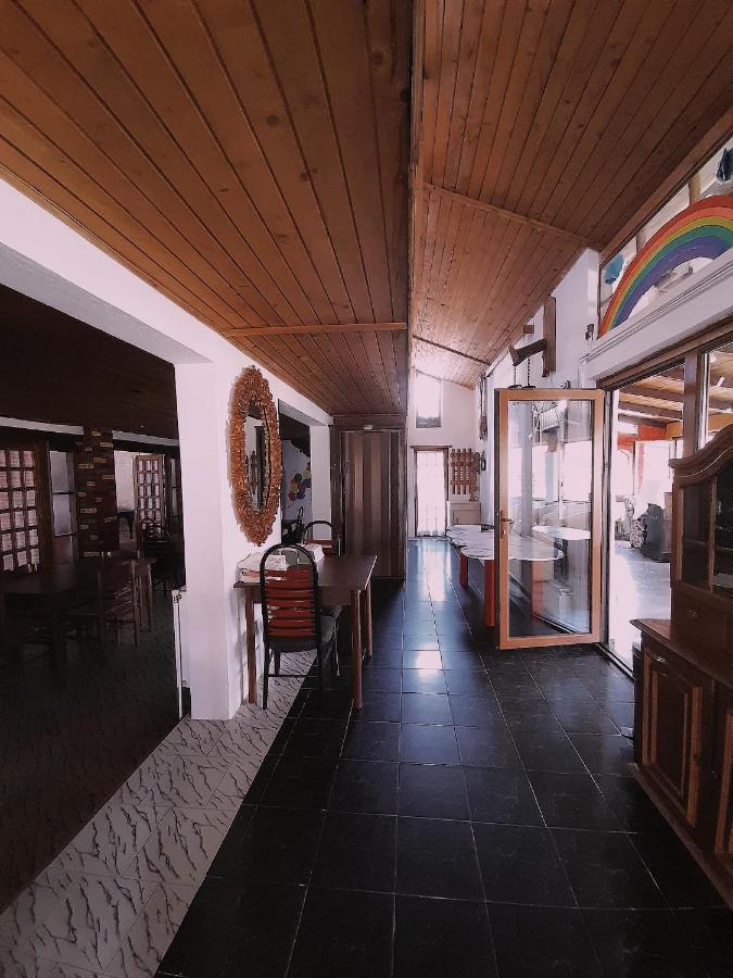Ranch American Targoviste Extérieur photo